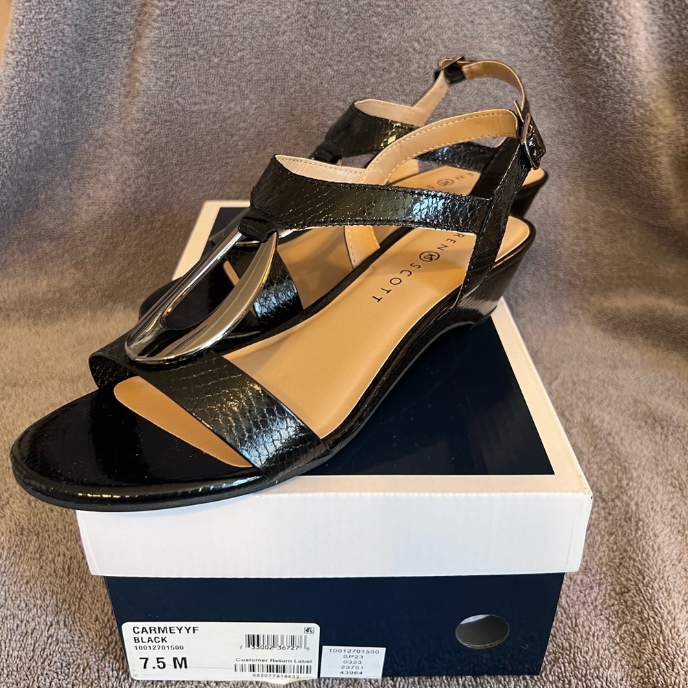 Karen Scott black snakeskin sandals with metal accent